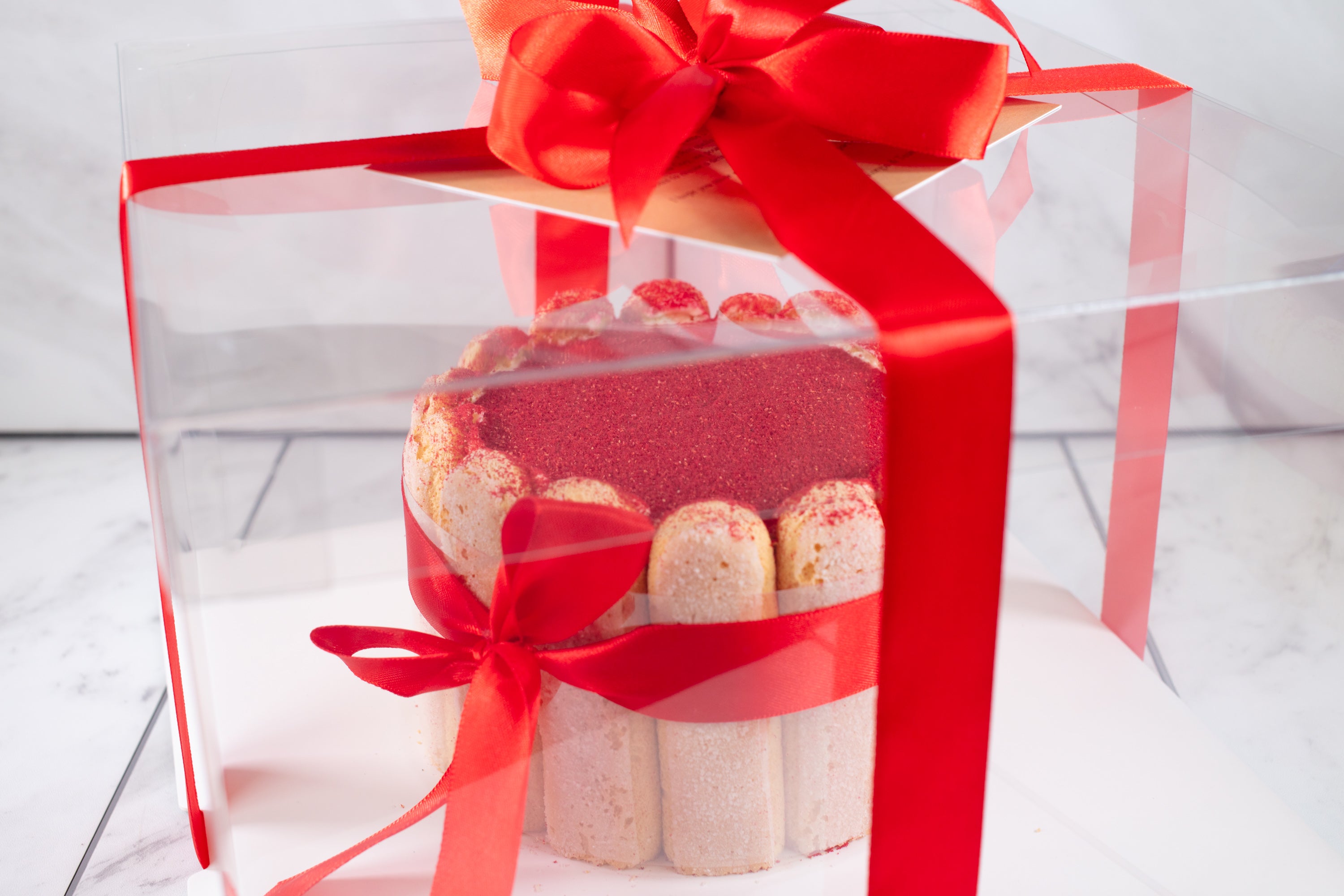 Raspberry Tiramisù Cake