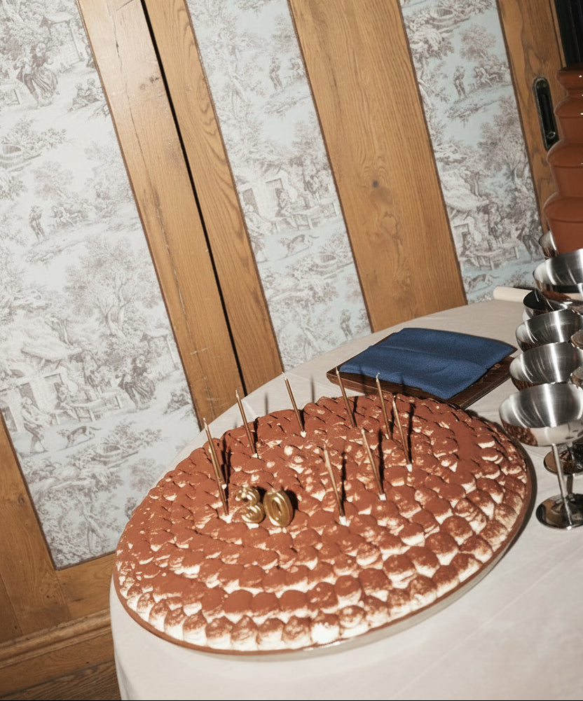 Extra Large Tiramisù Cake