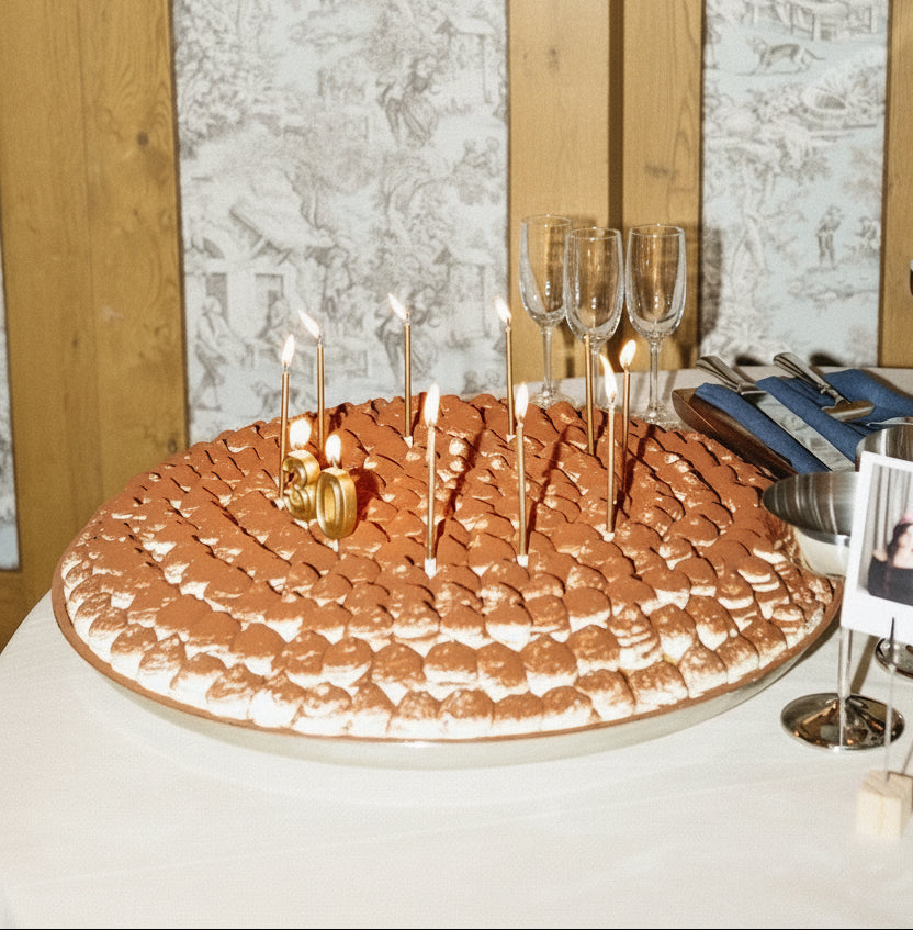 Extra Large Tiramisù Cake